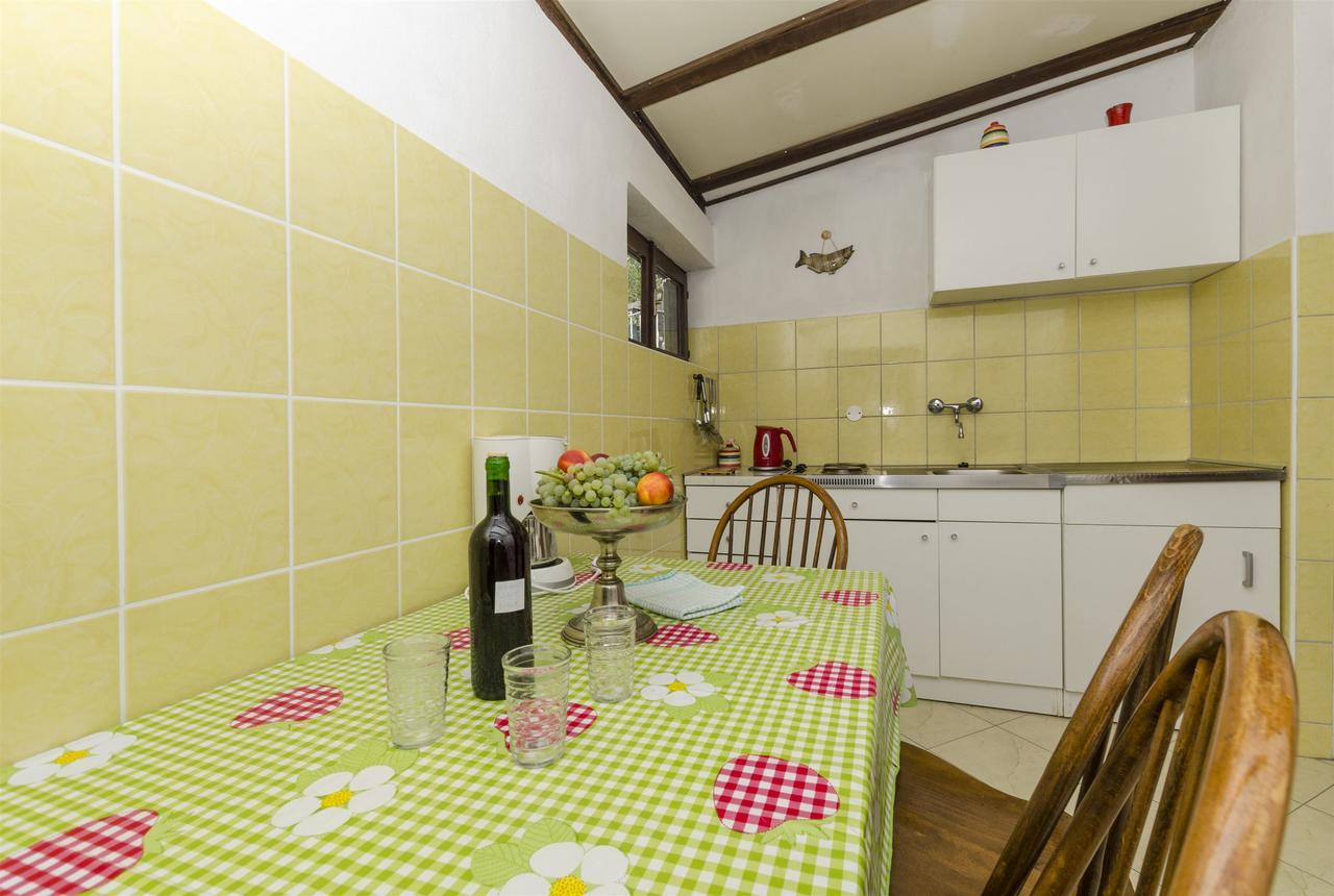 Apartment Boris Gornja Brela Exterior foto